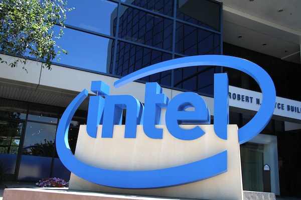 Intel addio schede madri