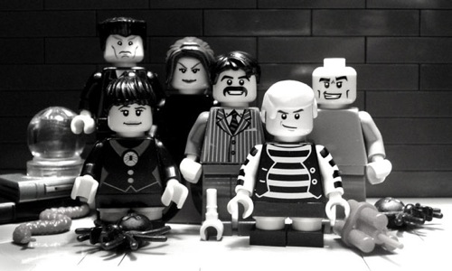 lego-movie-scenes-adams-family