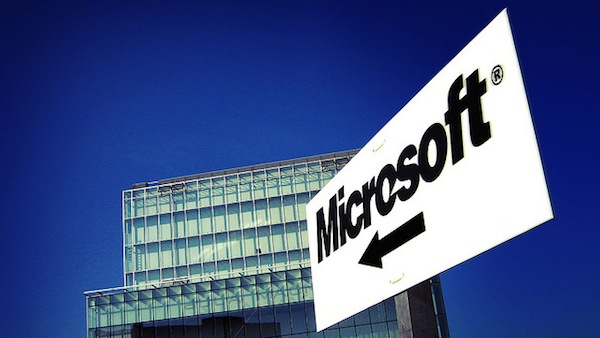 Microsoft completerà l'acquisizione di Nokia il 25 aprile