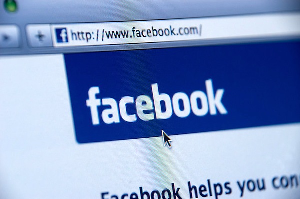 Facebook 1 miliardo utenti attivi