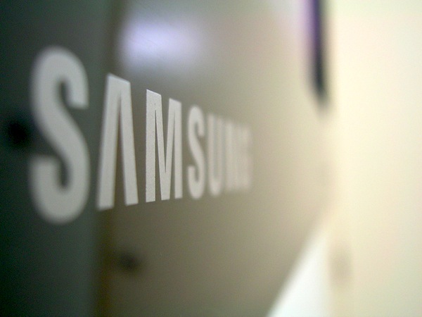Samsung vuole conoscere dettagli accordo Apple HTC