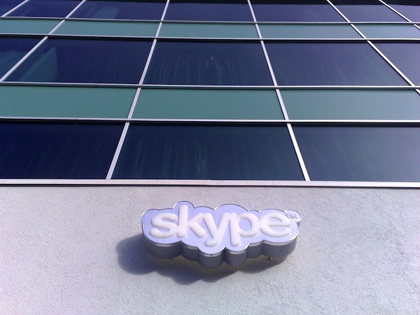Skype invio messaggi segreti SkypeHide