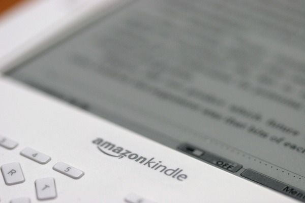 Amazon compra Liquavista e pensa a un Kindle Color