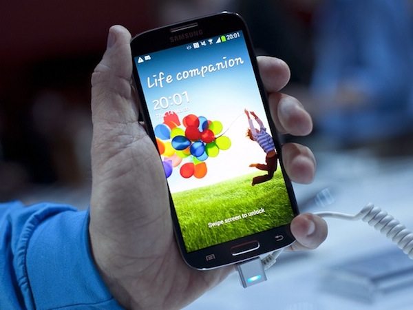 Samsung Galaxy S4 migliore smartphone Consumer Reports