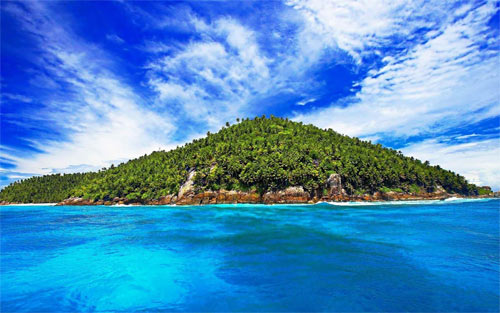 26-twentysix-TropicalIsland