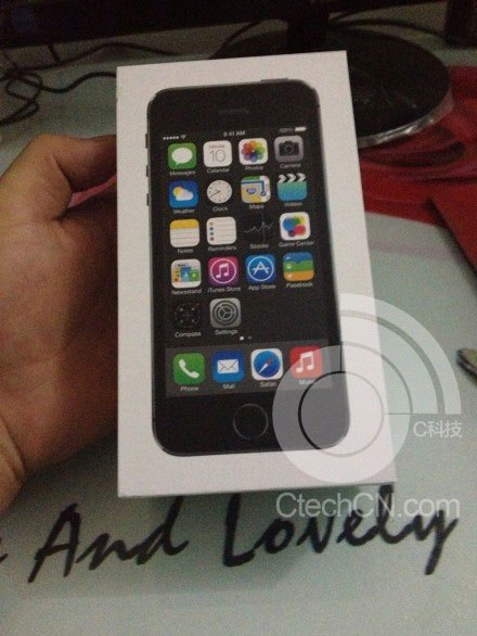 iphone-5s-early-box-2