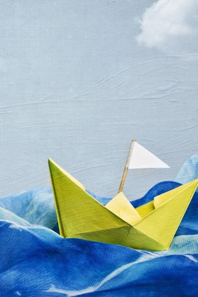 640-Boats-Paper-Boat-l