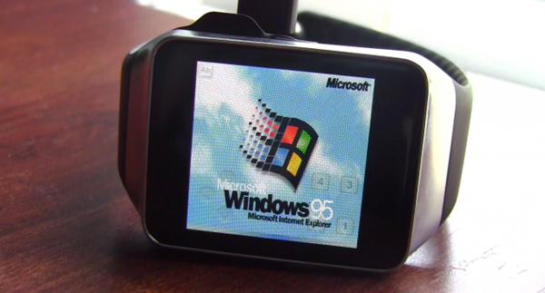 Windows 95 eseguito sullo smartwatch Samsung Gear Live