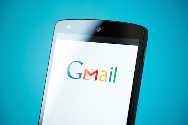 Immagine che mostra l'app Gmail su smartphone Android