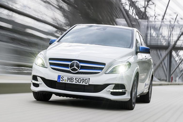 La nuova Mercedes-Benz Classe B Electric Drive è in grado di percorre circa 200 Km con una sola carica.