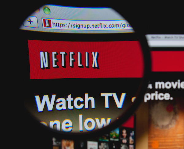 Foto che mostra il logo di Netflix online