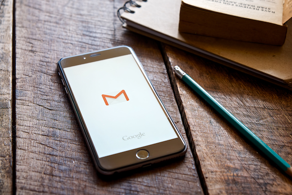 Foto dell'app Gmail su iPhone