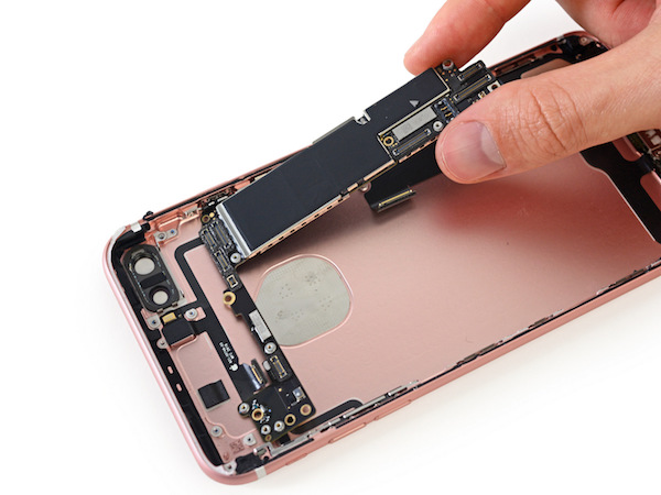 iPhone 7 teardown